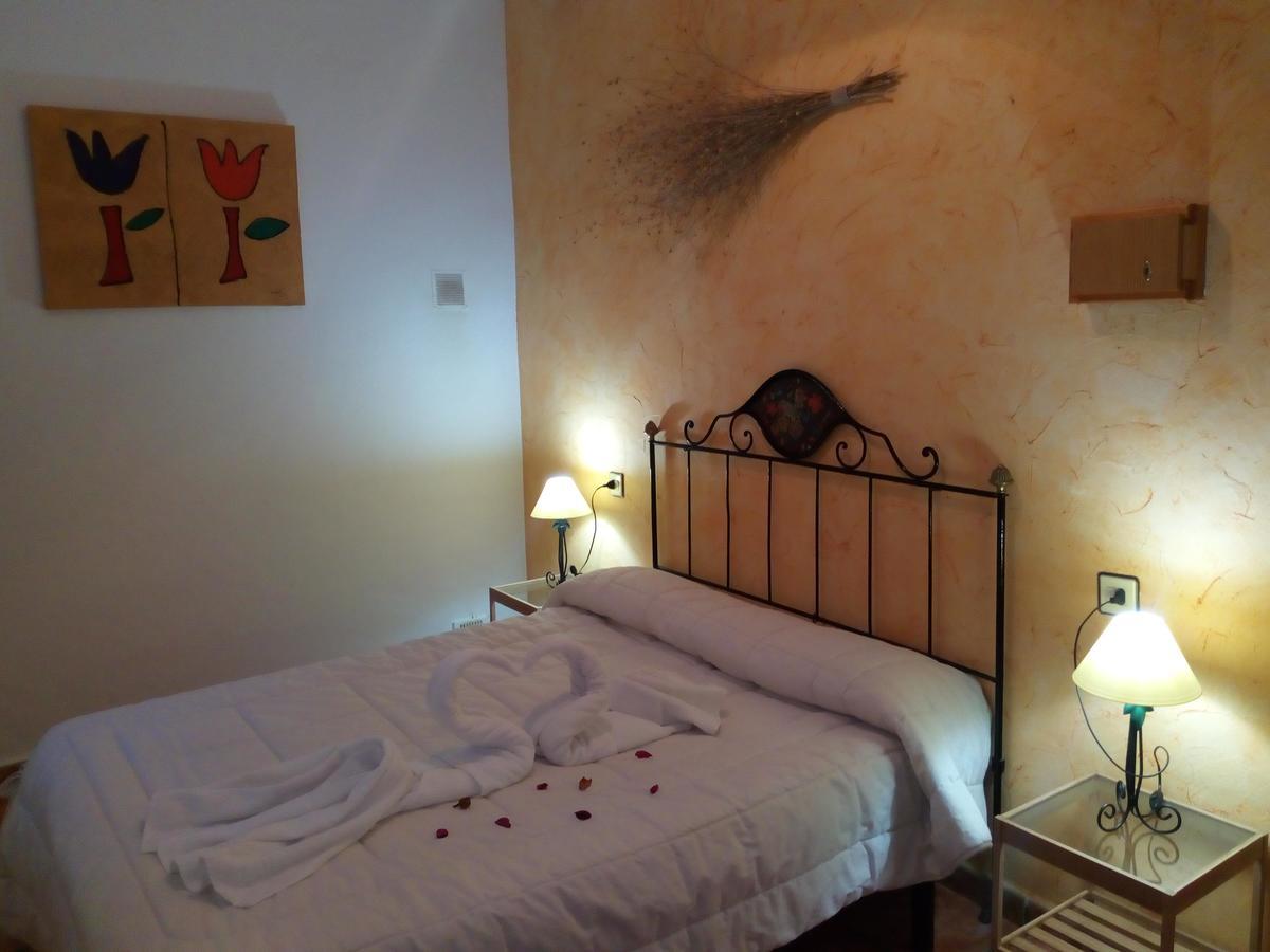 Hostal Cortijo Ramon Petra Nerpio Exterior foto